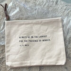 Sugarboo Canvas Zip Bag – “Presence of Wonder” – New